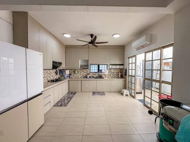 Terraced House for sale in Shah Alam, Petaling