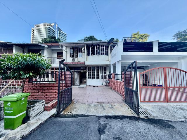 Terraced House for sale in Country Heights Damansara, Kuala Lumpur