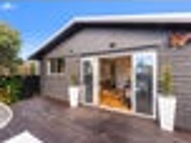 Townhouse for sale in Papanui, Canterbury