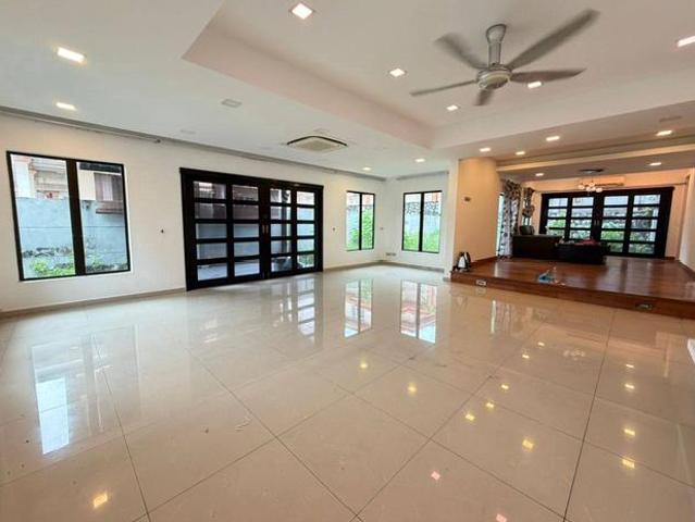 Bungalow for sale in Sendayan Village, Negeri Sembilan