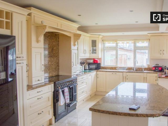 Room to rent in Donabate