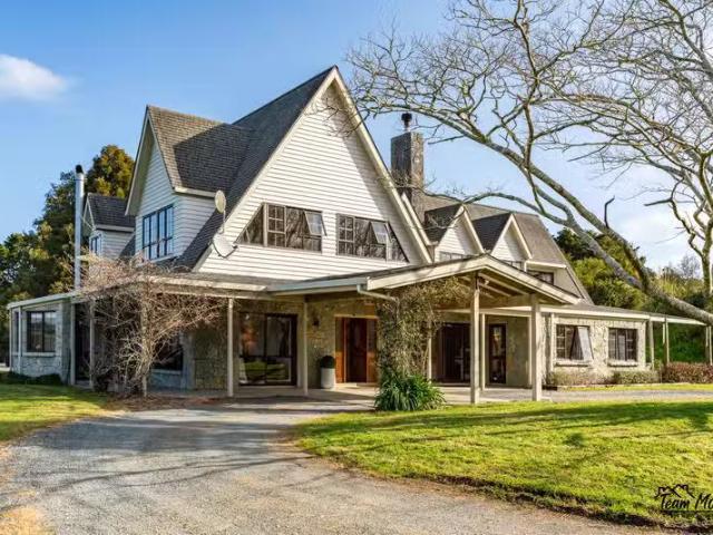 House for sale in Maungaturoto, Northland
