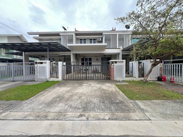 Terraced House for sale in Tanjong Sepat, Selangor