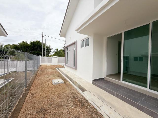 Residential House for sale in Malaka