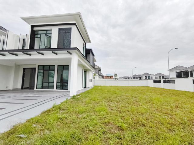 Terraced House for sale in Tanjong Sepat, Selangor