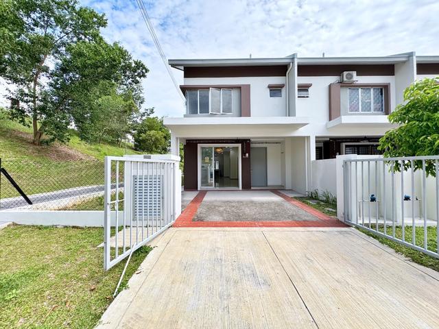 Terraced House for sale in Tanjong Sepat, Selangor