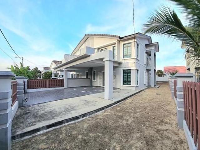 Residential House for sale in Malaka