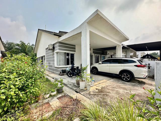 Residential House for sale in Petaling, Alam Impian