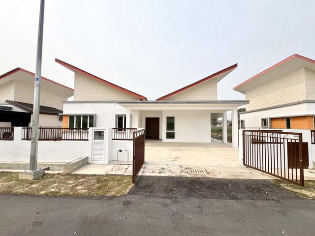 Bungalow for sale in Bandar Baru Salak Tinggi, Sepang