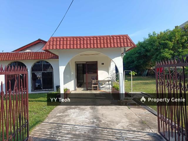 Bungalow for sale in Bukit Baru, Malaka