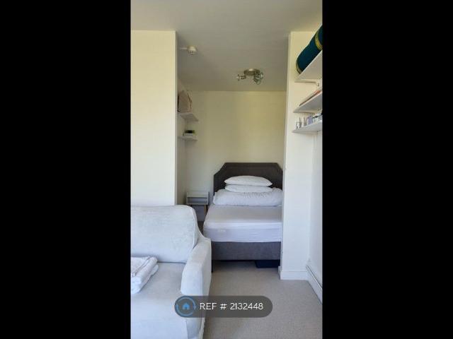 Studio for rent in Crystal Palace, Greater London