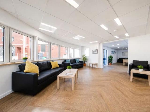 Room for rent in City Centre, South Yorkshire