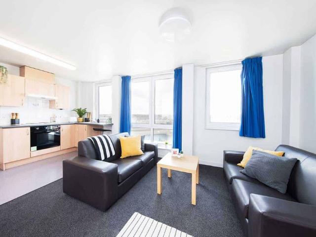 Room for rent in Aylestone Park, Old Wharf
