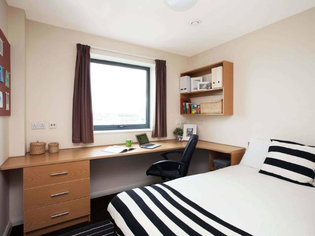 Room for rent in Elmfield, Leicestershire