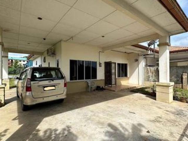 Residential House for sale in Samarahan, Kota Samarahan