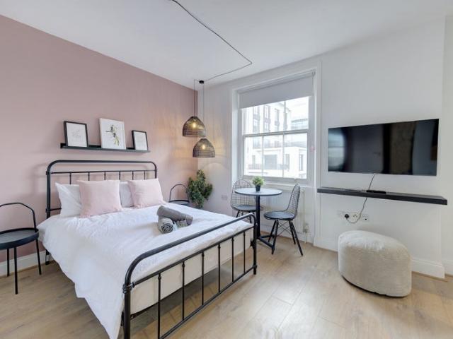 Studio for rent in Kensal Town, Bayswater
