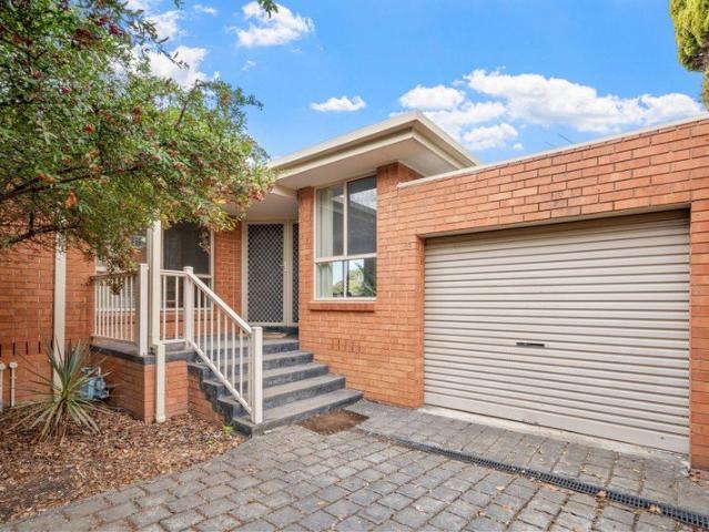 Villa for sale in Camerons Creek, Victoria