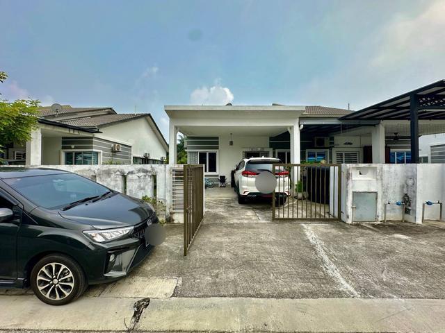 Residential House for sale in Petaling, Alam Impian