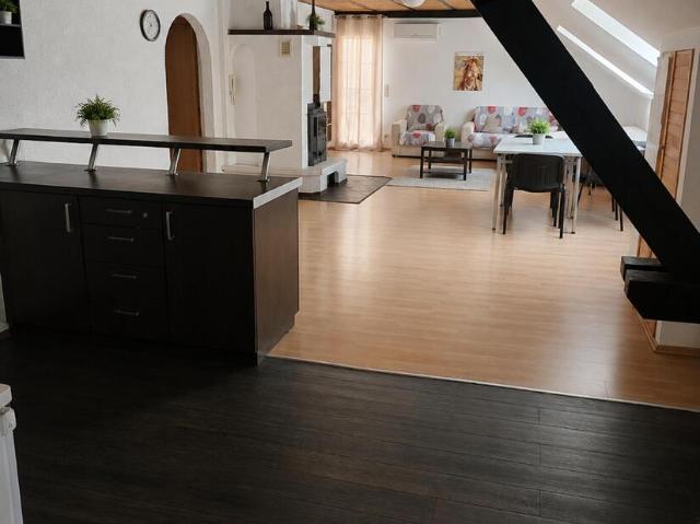 Dachgeschosswohnung kaufen in Bronnweiler, Reutlingen