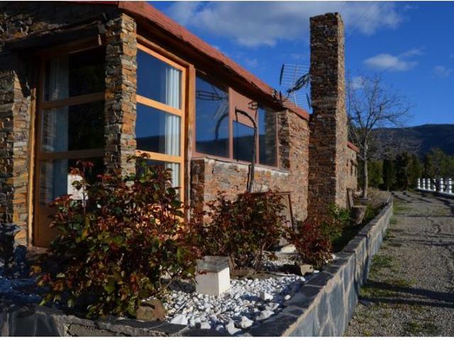 Local Comercial en venta en Laroles, Comarca de la Alpujarra Granadina