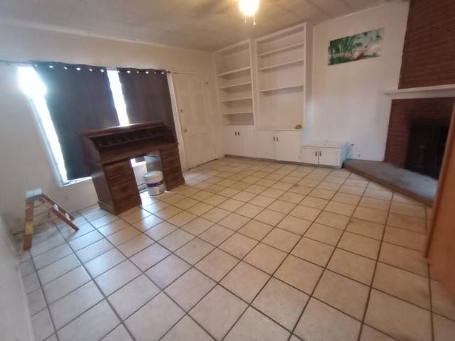 Room for rent in Pomona, California