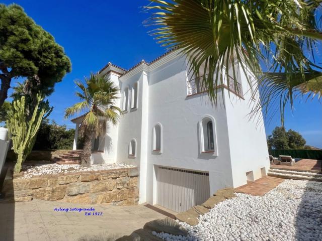 Casa en alquiler en La Paloma de Manilva, Costa del Sol Occidental