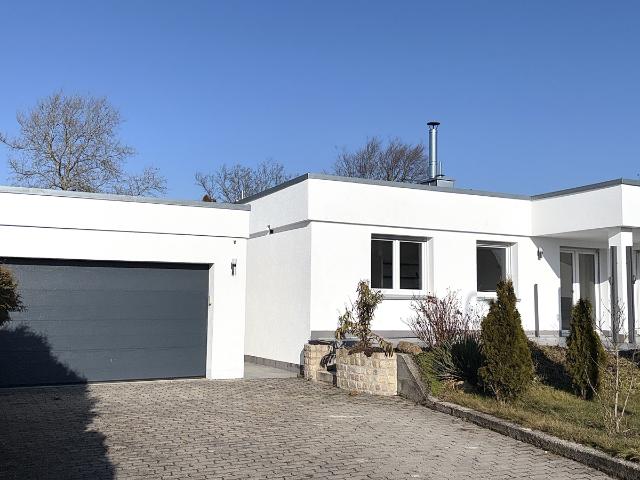 Bungalow kaufen in Königsbrunn, Bayern