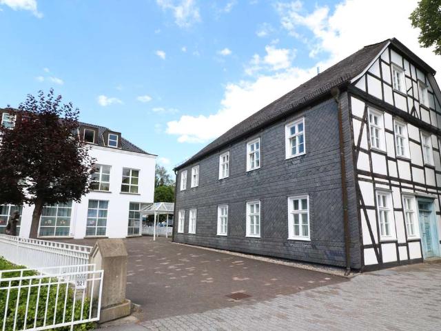 Gewerbe mieten in Warstein-Ortschaft, Warstein