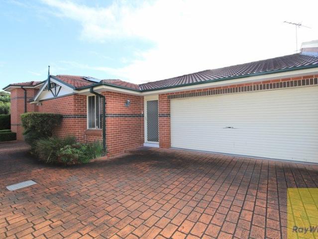 Villa for rent in Sydney, New South Wales
