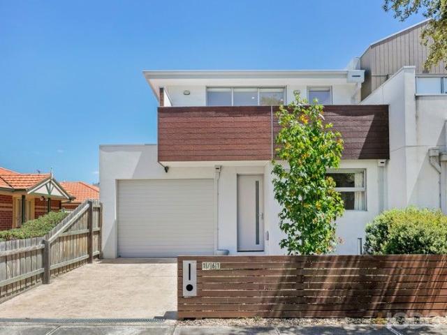 Townhouse for sale in Camerons Creek, Victoria
