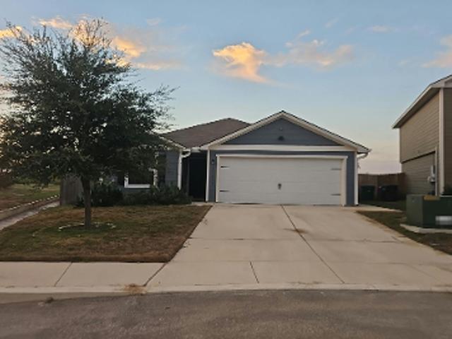 House for sale in Savannah Place, Converse