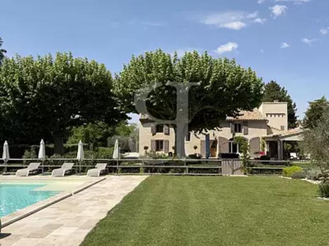 Maison vente à Arles, Eygalières