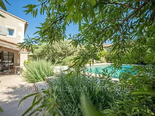 Maison location à Arles, Eygalières