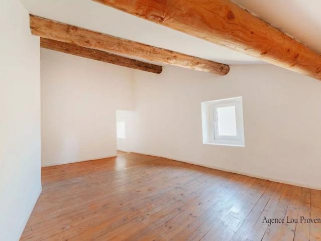 Appartement vente à Aix-en-Provence, Eyguières