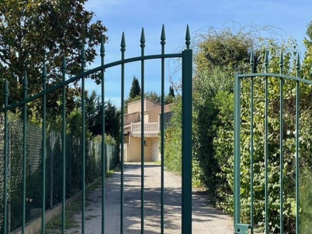 Maison vente à Aix-en-Provence, Eyguières