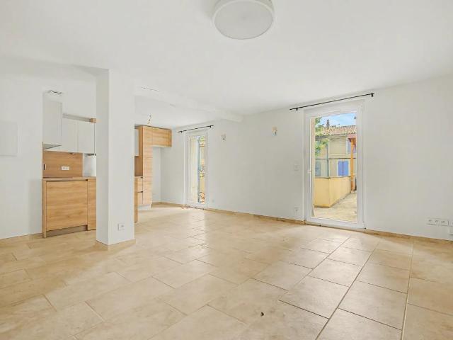 Appartement vente à Aix-en-Provence, Eyguières