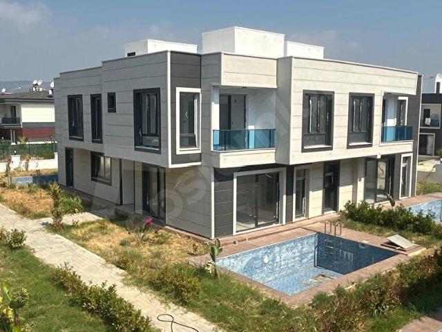 Silifke, Mersin içerisinde satılık Villa