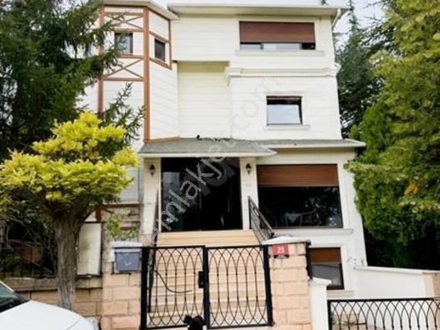 Eymir Mahallesi, Gölbaşı içerisinde satılık Villa