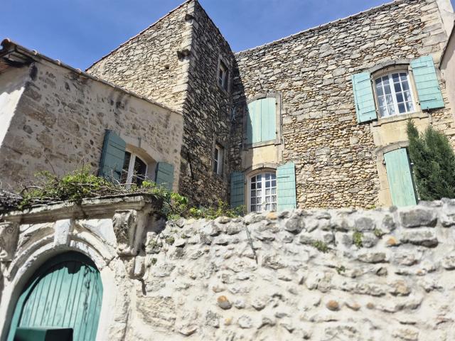 Maison vente à Arles, Eyragues