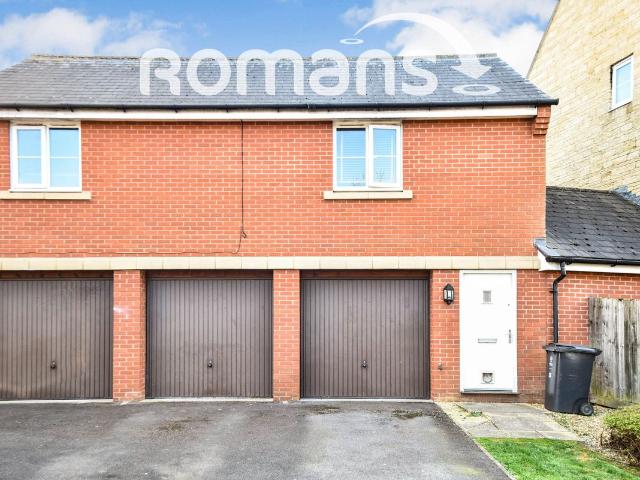 Apartment for rent in Haydon End, Abbey Mead