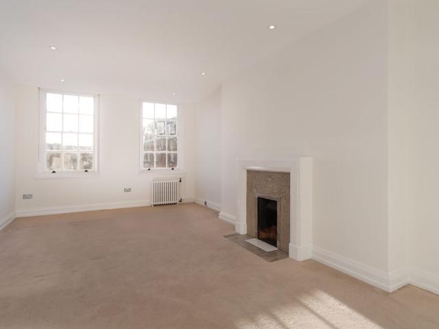 Apartment for rent in St. John's Wood, Greater London
