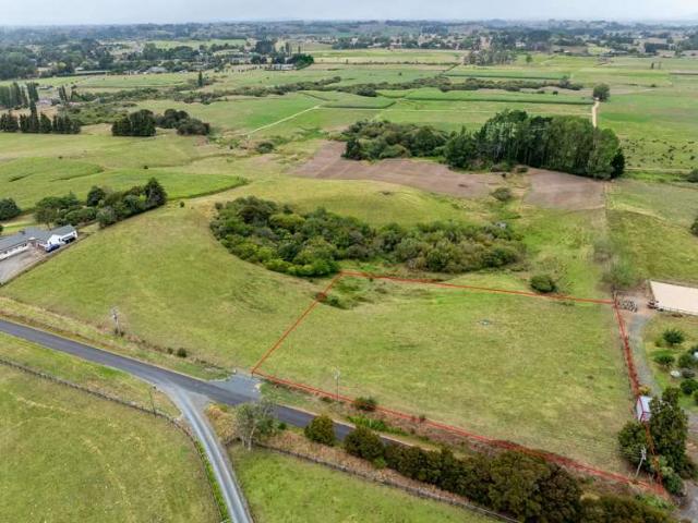 Property for sale in Ngahinapouri, Waikato