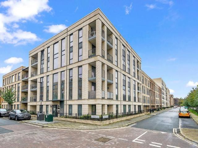 Apartment for rent in Loughborough Junction, Greater London