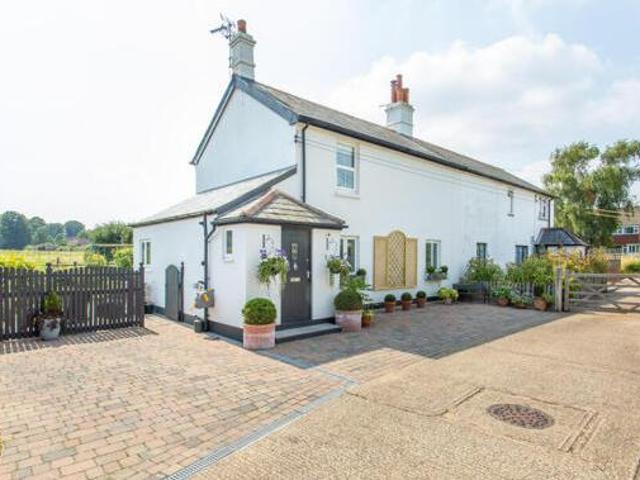 House for sale in Ash, Kent