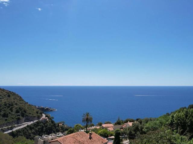 Terrain vente à France métropolitaine, Èze