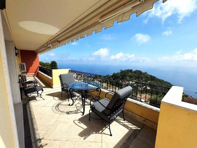 Appartement location à Saint-Laurent les Costes, Èze