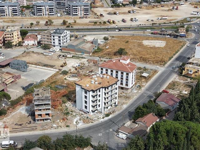 Camikebir Mahallesi, Ezine içerisinde satılık mülk