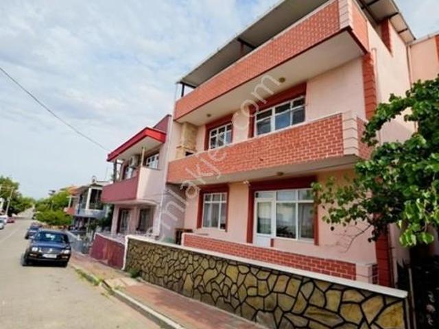 Camikebir Mahallesi, Ezine içerisinde kiralık mülk