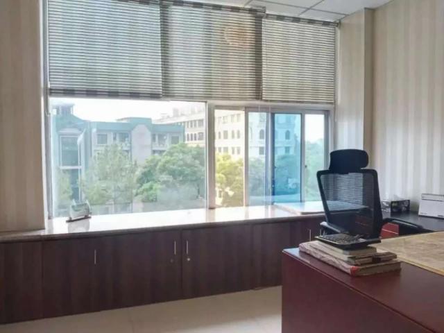 Commercial for sale in ایف-11, اسلام آباد