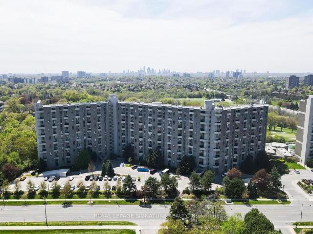 Condo for sale in Woburn, Ontario